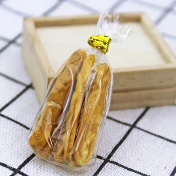 6pcs/veliko Lažnih Croissant Domače Obrti Mini Hrana Kruh Ornament Miniaturni Lutke Dekor Pohištvo, Igrače Lutka Hiša Pribor NOVA