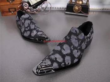 Novi italijanski modni usnjeni copati za moške slip-on moški studded loafers konicami prstov formalno obleko poročni čevlji