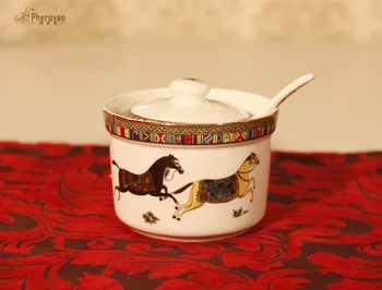 Posebna ponudba konj keramični kuhinjski začimbe pločevinke konj pozlačenega tri obleko, začimbe steklenico obrti