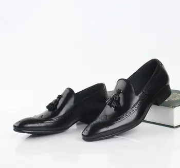 Vklesan Brogue Čevlji Moški Zdrsne Na Pravega Usnja Pokazal Prste Smart Casual Sheos Rese Stanovanj Klasične Črno Obleko Loafers